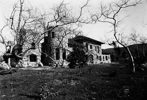 Lummis Home and Gardens